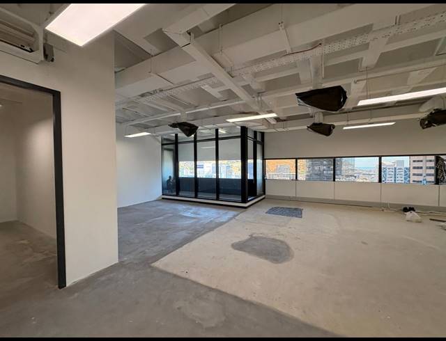 1,912M² OFFICE TO LET IN CAPE TOWN CITY CENTRE